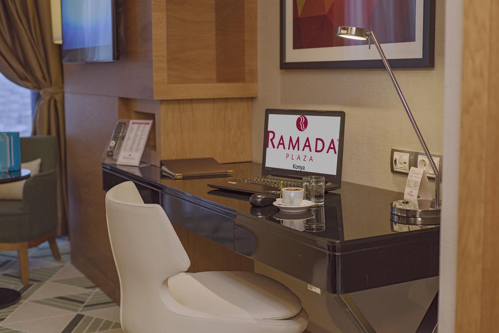 Ramada Plaza By Wyndham Konya Hotel Exterior foto