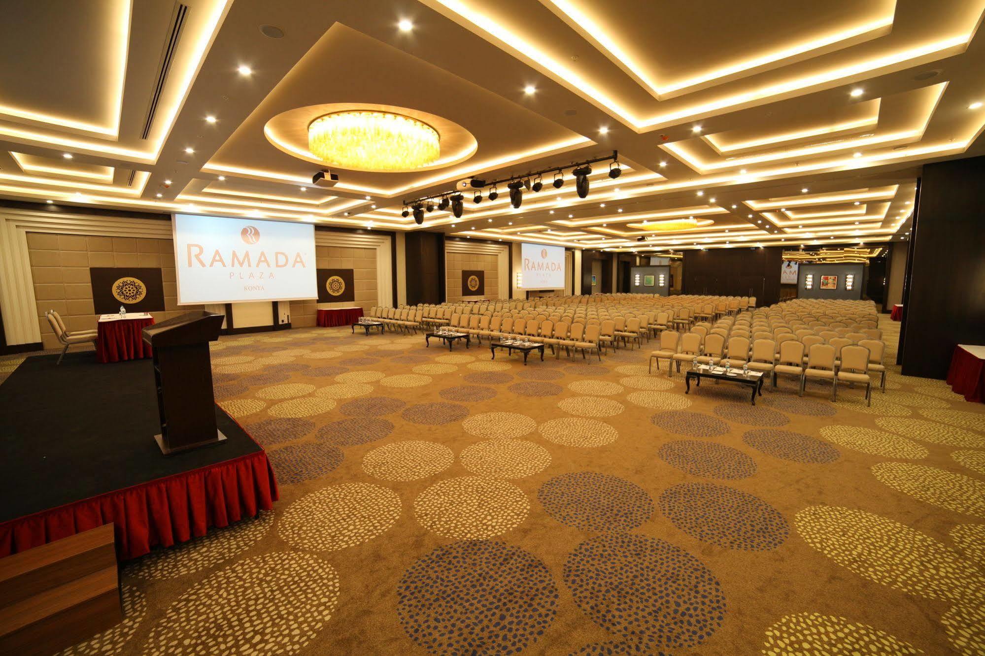 Ramada Plaza By Wyndham Konya Hotel Exterior foto